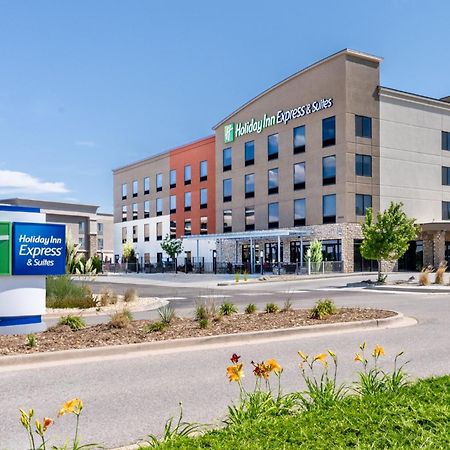 Holiday Inn Express & Suites - Colorado Springs Afa Northgate By Ihg Dış mekan fotoğraf