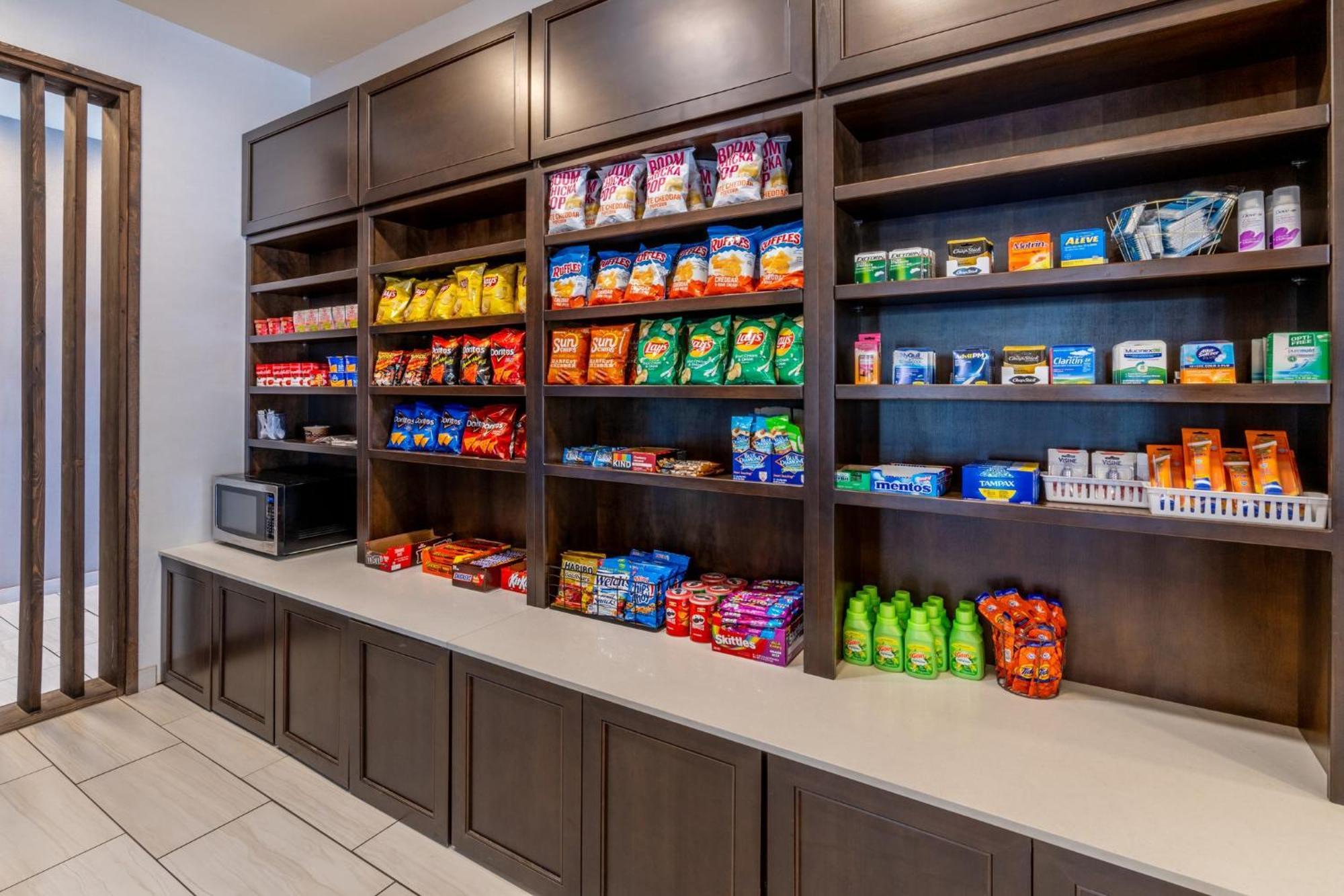 Holiday Inn Express & Suites - Colorado Springs Afa Northgate By Ihg Dış mekan fotoğraf